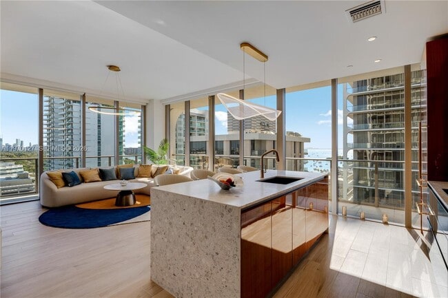 Photo - 2678 Tigertail Ave Unit 1410