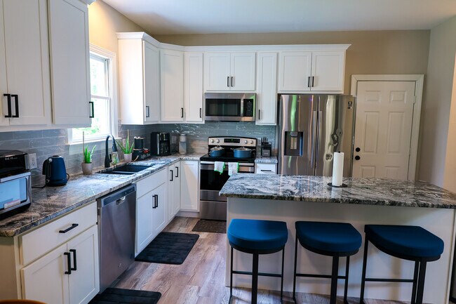 Photo - 1208 Enchanted Oaks Dr