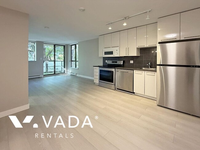 Building Photo - Fusion 1 BR APT Rental 301-828 Cardero St Vancouver: VADA Unit 301