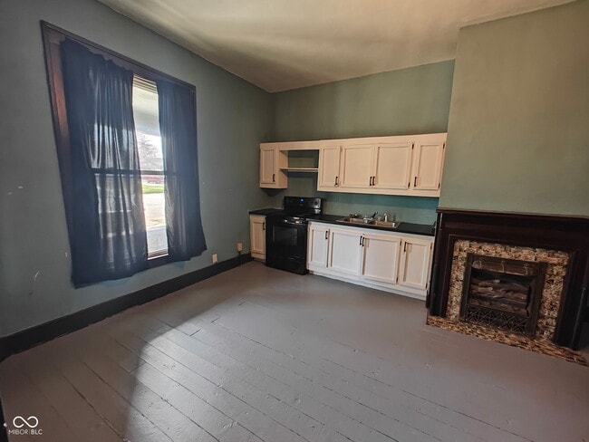 Photo - 392 W Broadway St Unit Studio