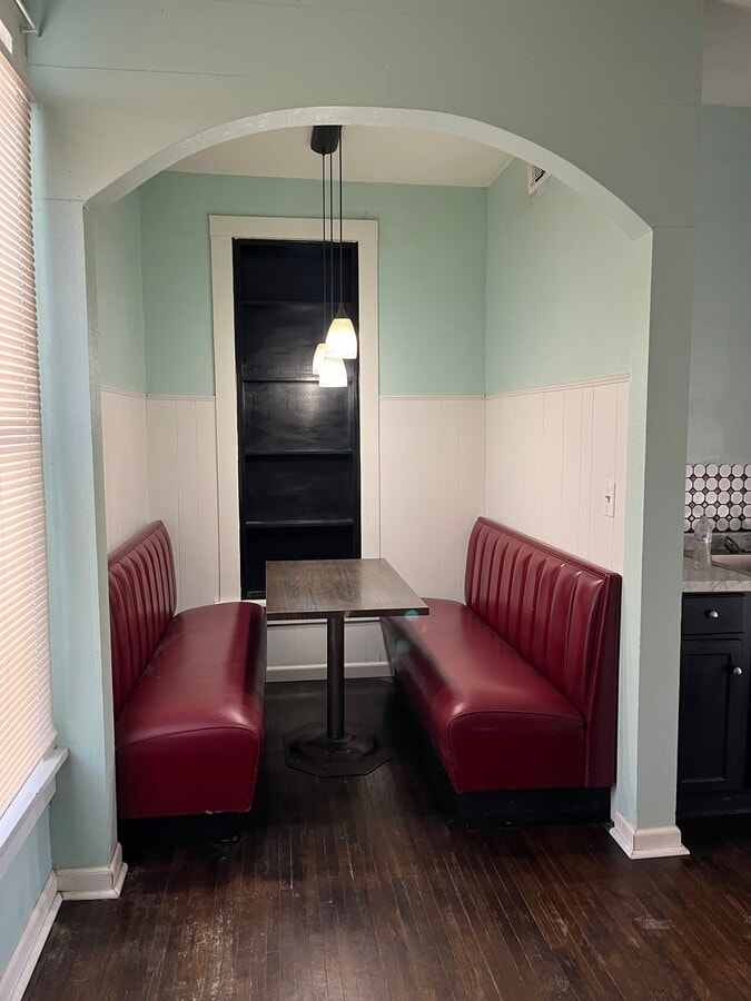 Photo - 400 E 11th Ave