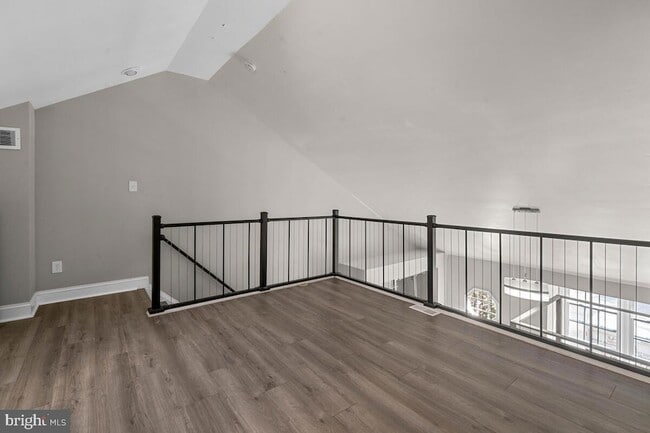Photo - 8609 Hawk Run Terrace