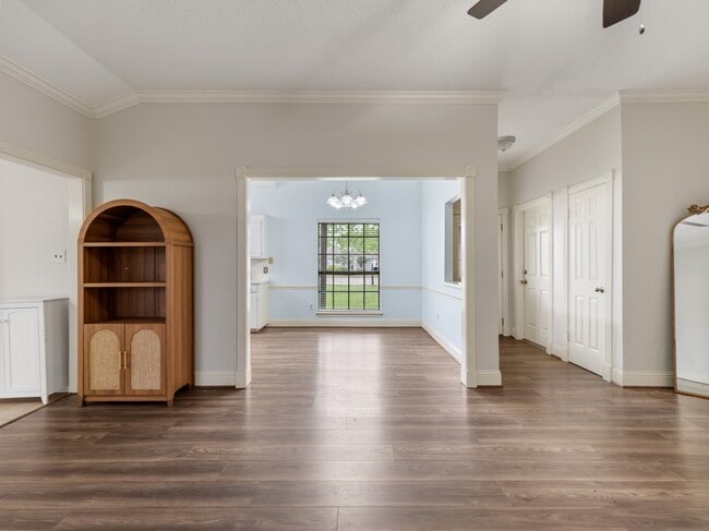 Photo - 7 Columbella St