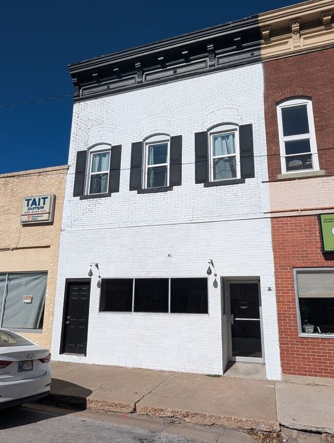 Photo - 123 W Moniteau St Apartment Unit 123 W. Moniteau 1F