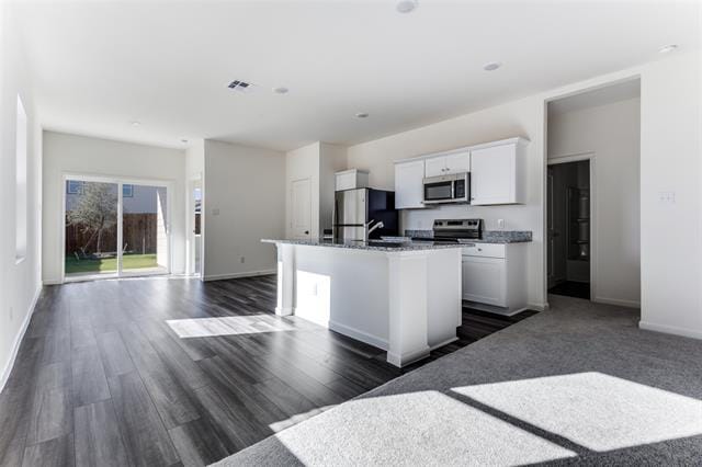 Photo - 207 Connecticut Ct