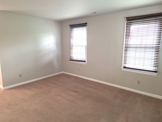 Photo - 2 bedroom/ 2 bathroom- Campus Court Unidad 7