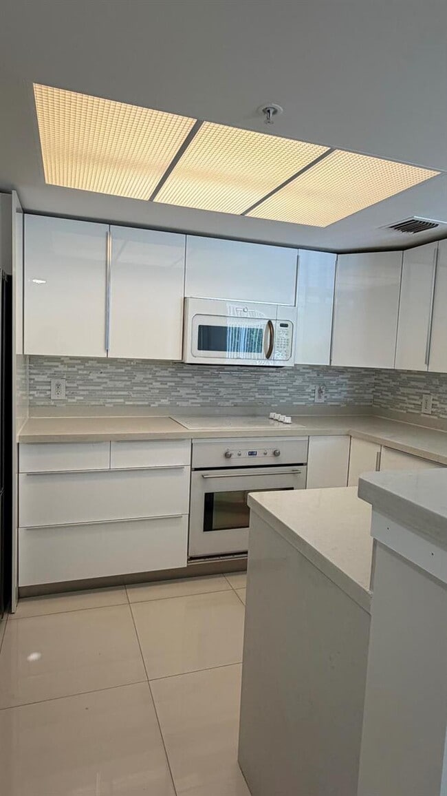 Photo - 5065 Wiles Rd Unit 207