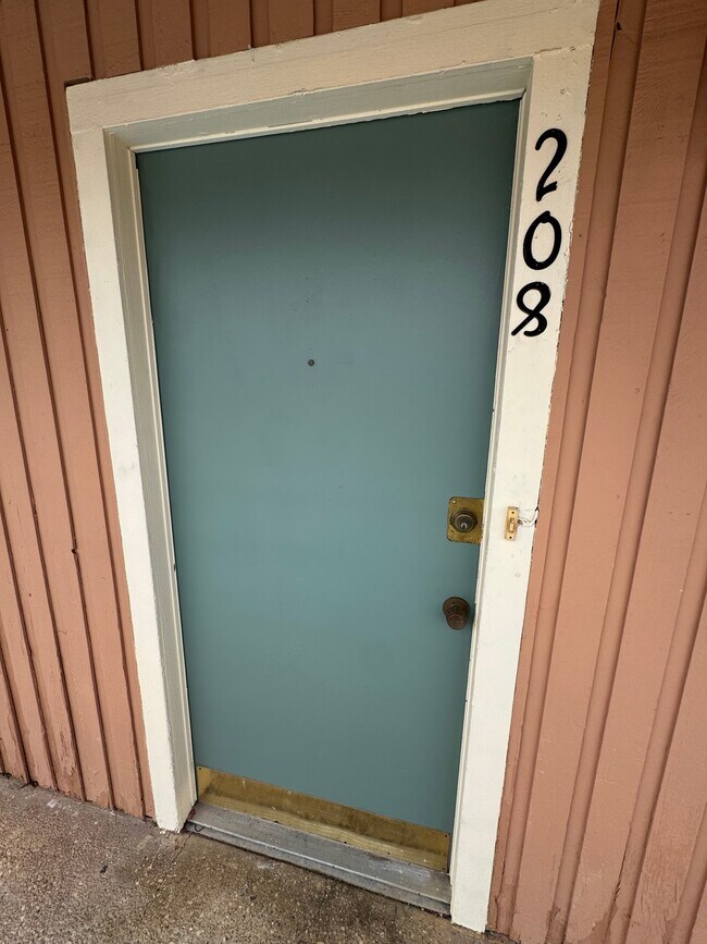 Photo - 103 Andrews St Unit 208