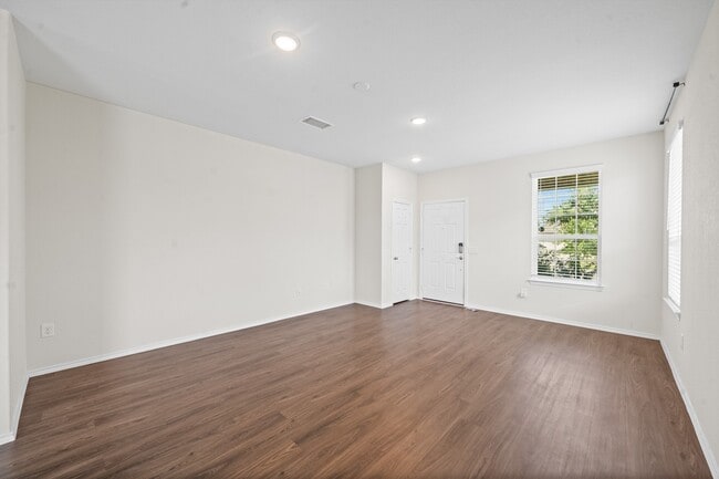 Photo - 25919 Llano Knoll Ln