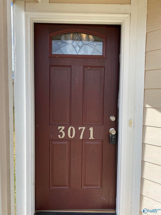 Photo - 3071 Lakeland Dr SW