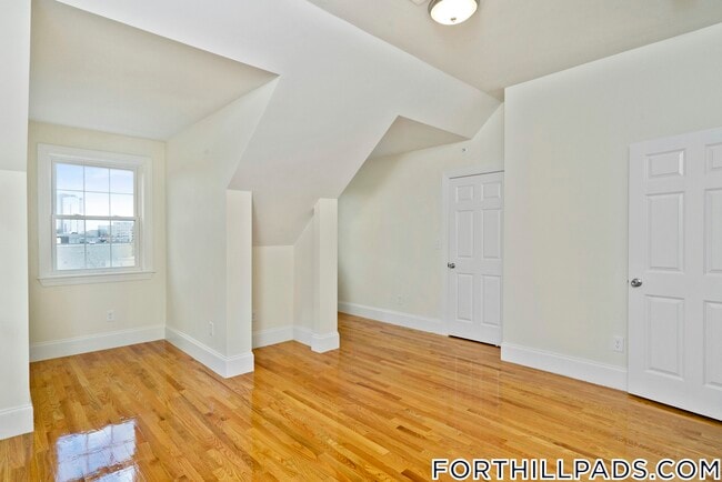 Photo - 130 Roxbury St