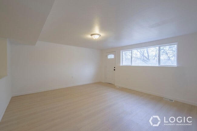 Photo - 3151 Quincy Ave Unit 2