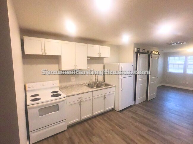 Photo - 420 Indiana St