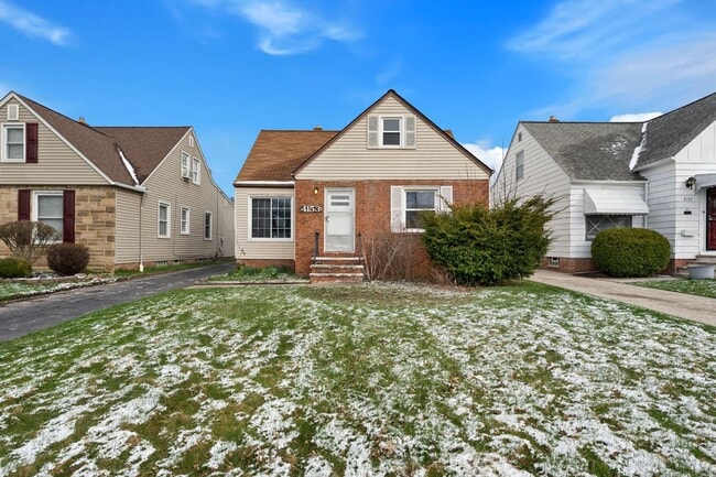 Photo - Beautiful Home in South Euclid