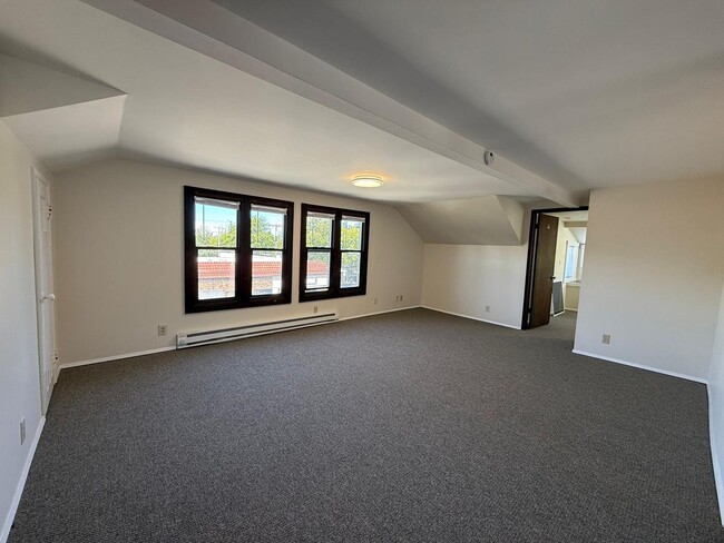 Photo - 1641 (TPO) Unit 4