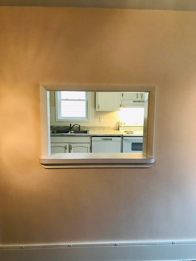 Photo - 3813 Dexter Ave