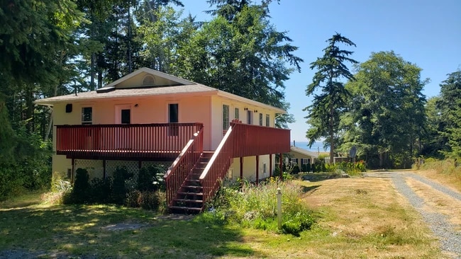 Photo - 4265 Hollydale Ln