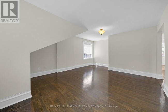 Photo - 12 Foxbar Rd Unit 3