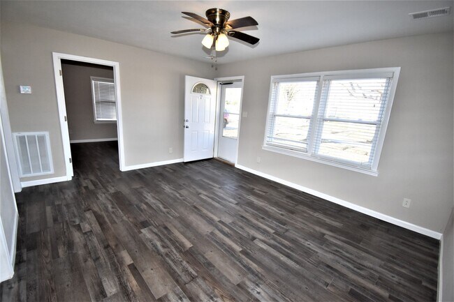 Photo - 115 W Fork Dr Unidad A