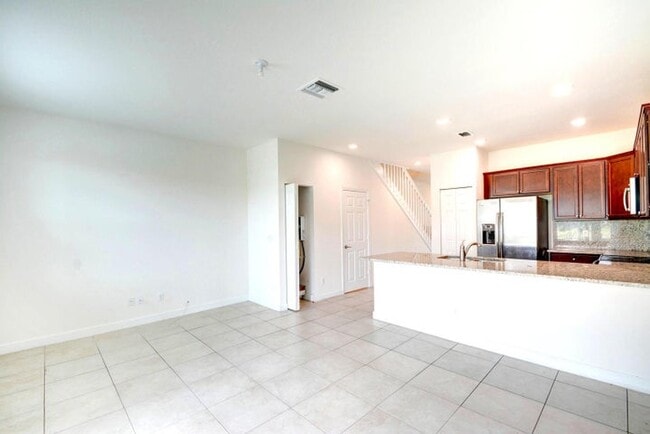 Photo - 5330 Ellery Terrace