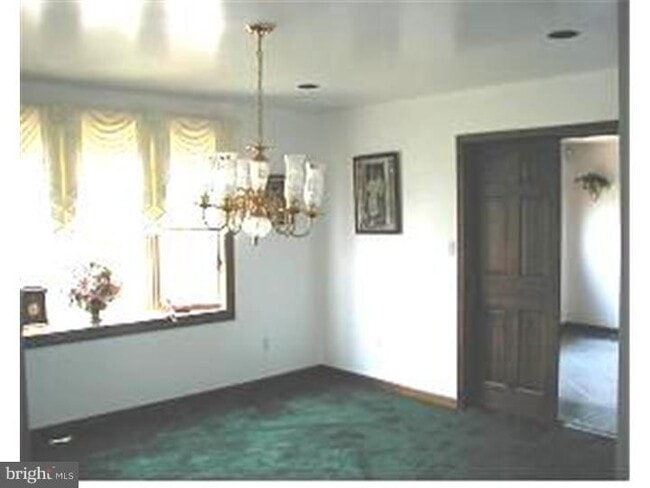 Photo - 120 Oechsle Rd