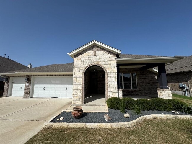 Photo - 1136 Olympic Ln