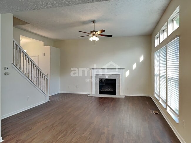 Photo - 2274 Farmland Dr