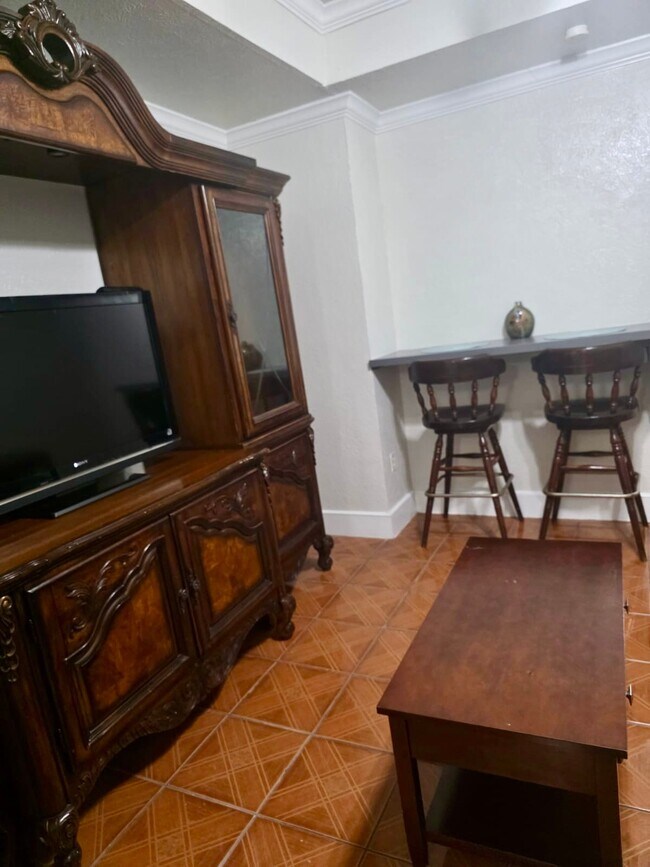 Photo - 814 Connally Terrace Unit 3