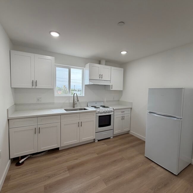 Photo - 6012 10th Ave