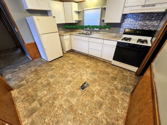 Photo - New Listing in Fort Wayne