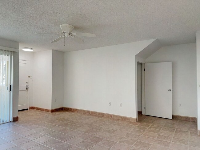 Photo - Kulana Knolls 1 bedroom townhome with TWO parking