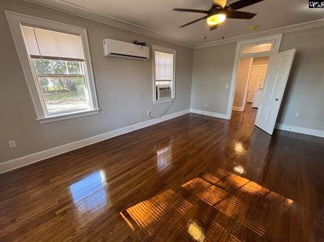 Building Photo - 1219 Elmwood Ave Unit 1219 elmwood ave  1