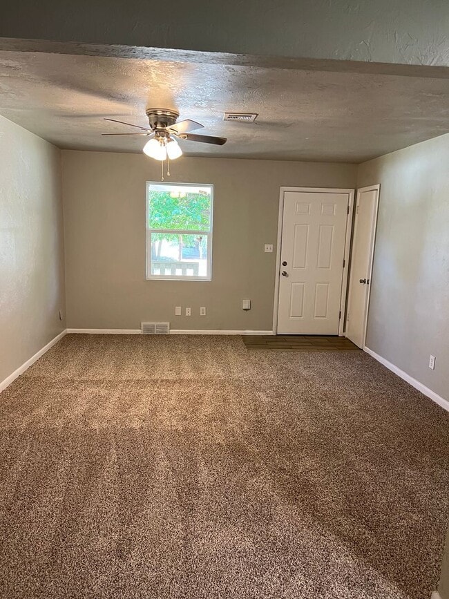 Building Photo - Newly remodeled three bedroom home for Rent