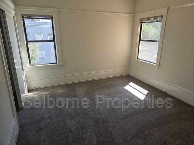 Photo - 359 Grand Ave