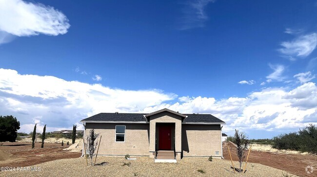 Building Photo - 19960 E Prickly Pear Dr Rental