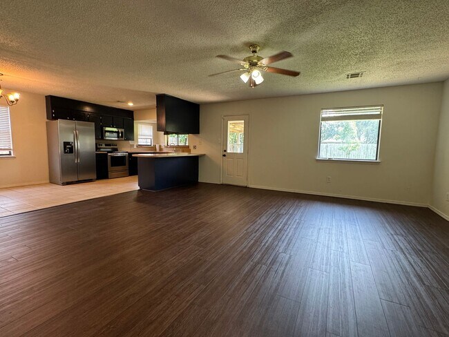Photo - 4718 SE 47th-COMING SOON!