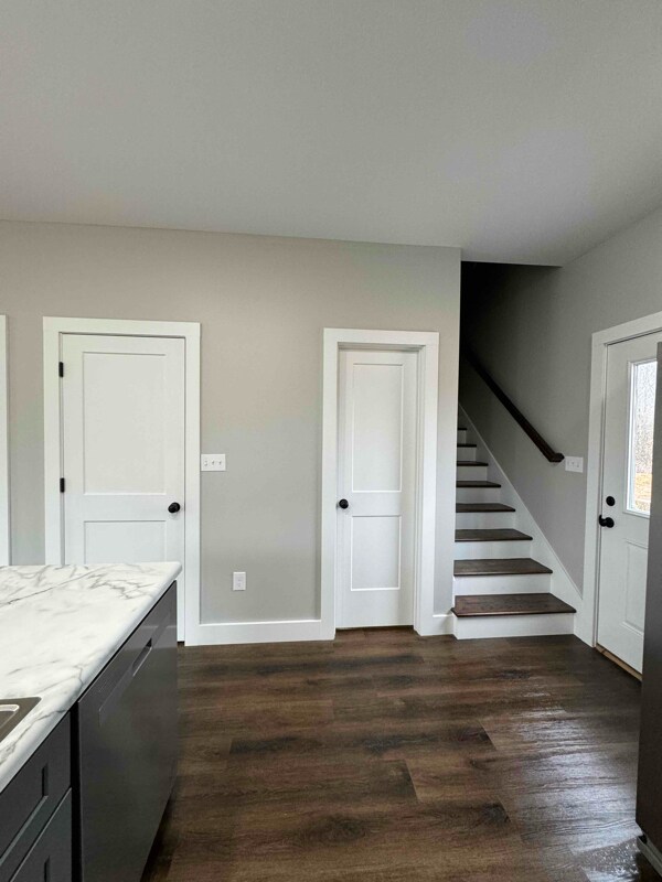 Photo - 56 Holloway Dr Unidad Apartment #2