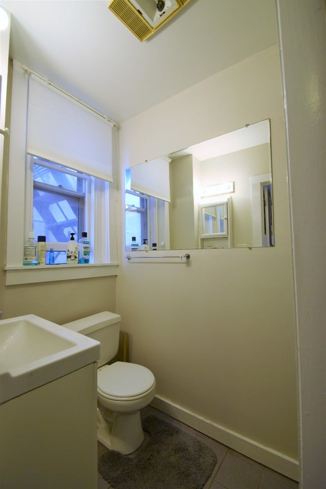 Photo - 15 Gardner St Unit 04