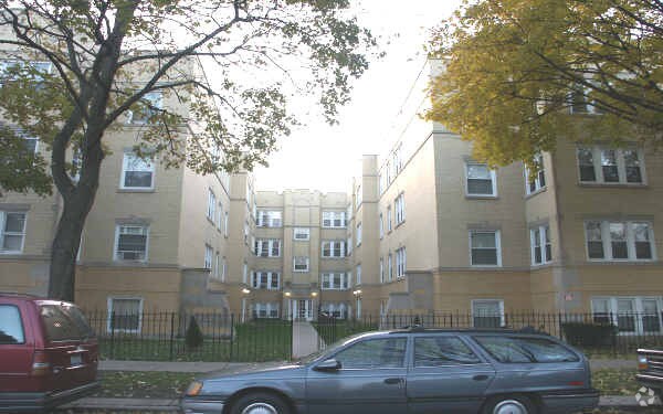 Photo - 4412-4426 N Saint Louis Ave