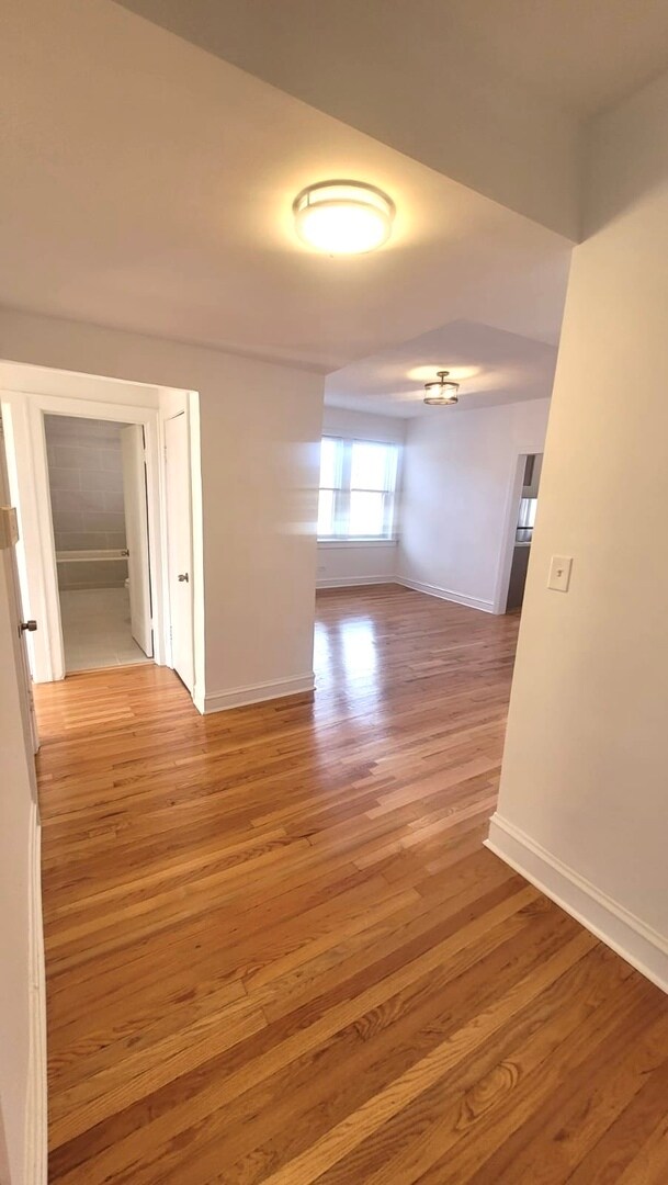 Photo - 1107 N Avers Ave Unidad 3