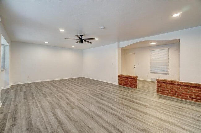 Photo - 817 Stahl Dr
