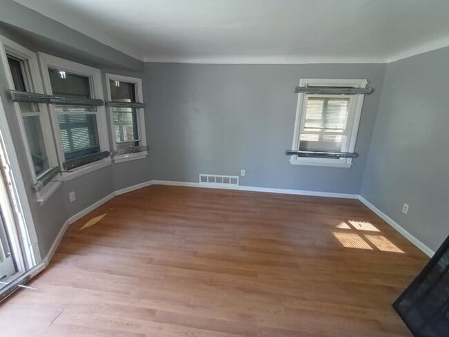 Photo - 3 bed ranch on Detroit's East Side Now Ava...