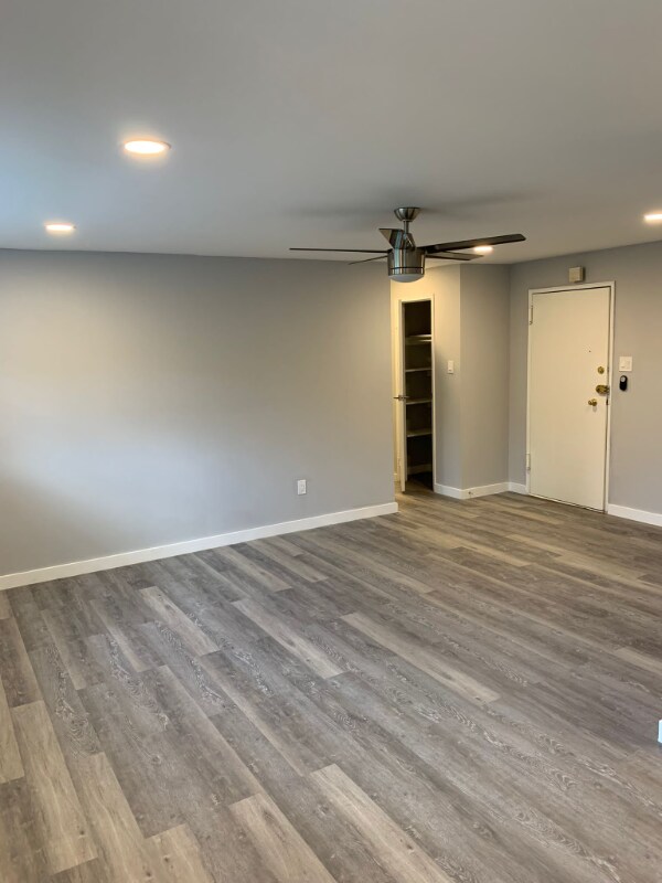 Photo - 264 E Cliveden St Unidad 111