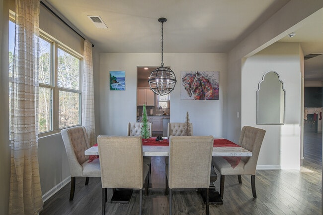 Photo - 2061 Massey Ln