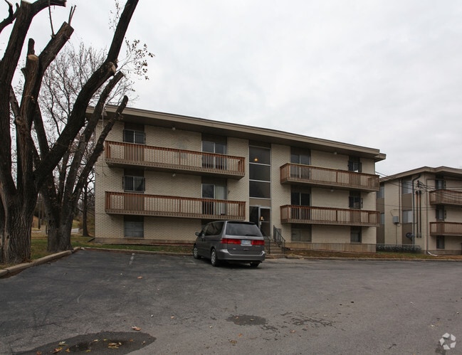 Villa Alegre Apartments