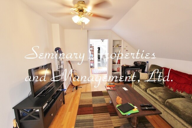 Photo - 3311 N Hoyne Ave Unidad 3311_3F