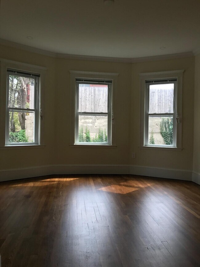 55 Iffley Rd Unit 2