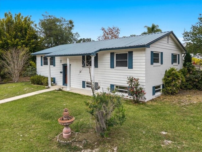 Photo - 521 Brookside Cir