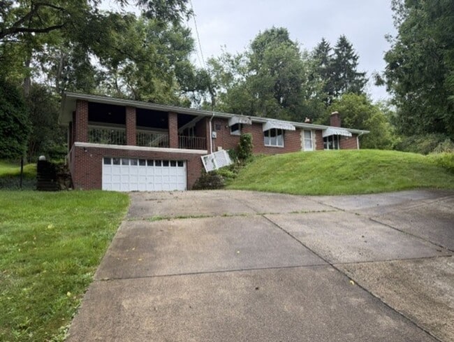 Photo - 123 Hidden Valley Rd