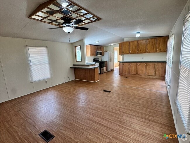 Building Photo - 1103 Olmos Rd Rental